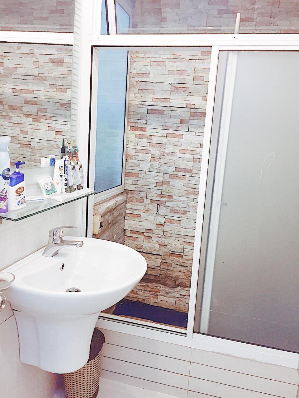 Joo House D1 Hotel Хошимин Екстериор снимка