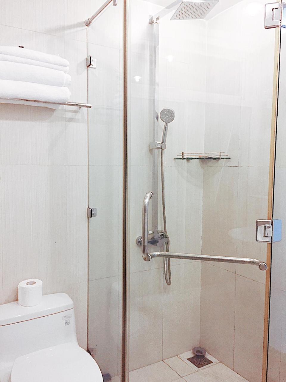 Joo House D1 Hotel Хошимин Екстериор снимка